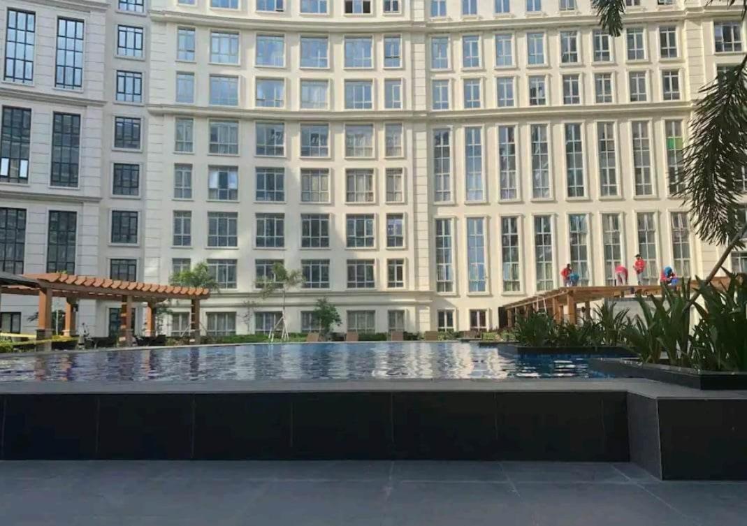 81 Newport C5 10I Balcony & Pool Across Naia T3 Pasay Exterior foto